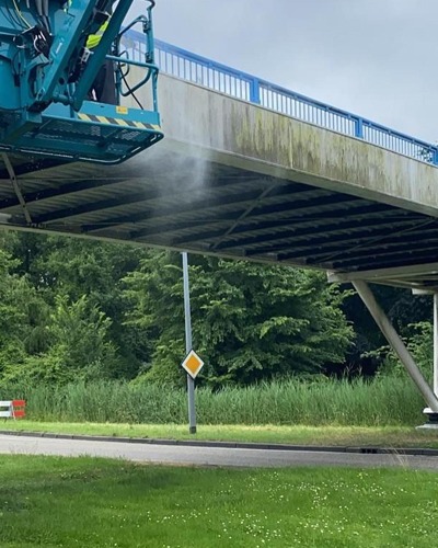 Menges-specialistsiche-schoonmaak-specialistische-reiniging-infrastuctuur